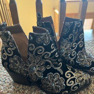 Naughty Monkey Women's 8.5 Black Floral Embellished Boho Ankle Booties